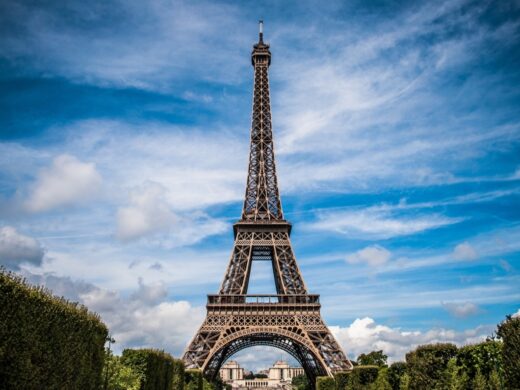 Optimized-landscape-cloud-sky-eiffel-tower-paris-monument-851853-pxhere.com